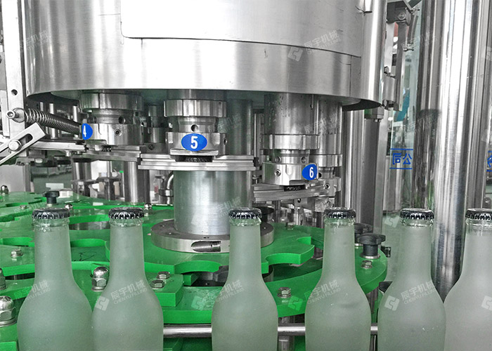 雞尾酒（jiǔ）灌裝機